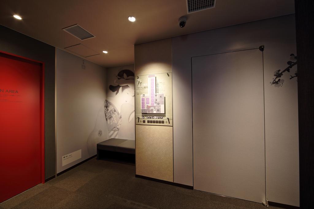First Cabin Tsukiji Токио Экстерьер фото