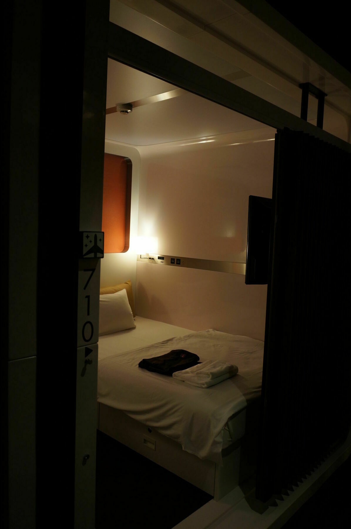 First Cabin Tsukiji Токио Экстерьер фото