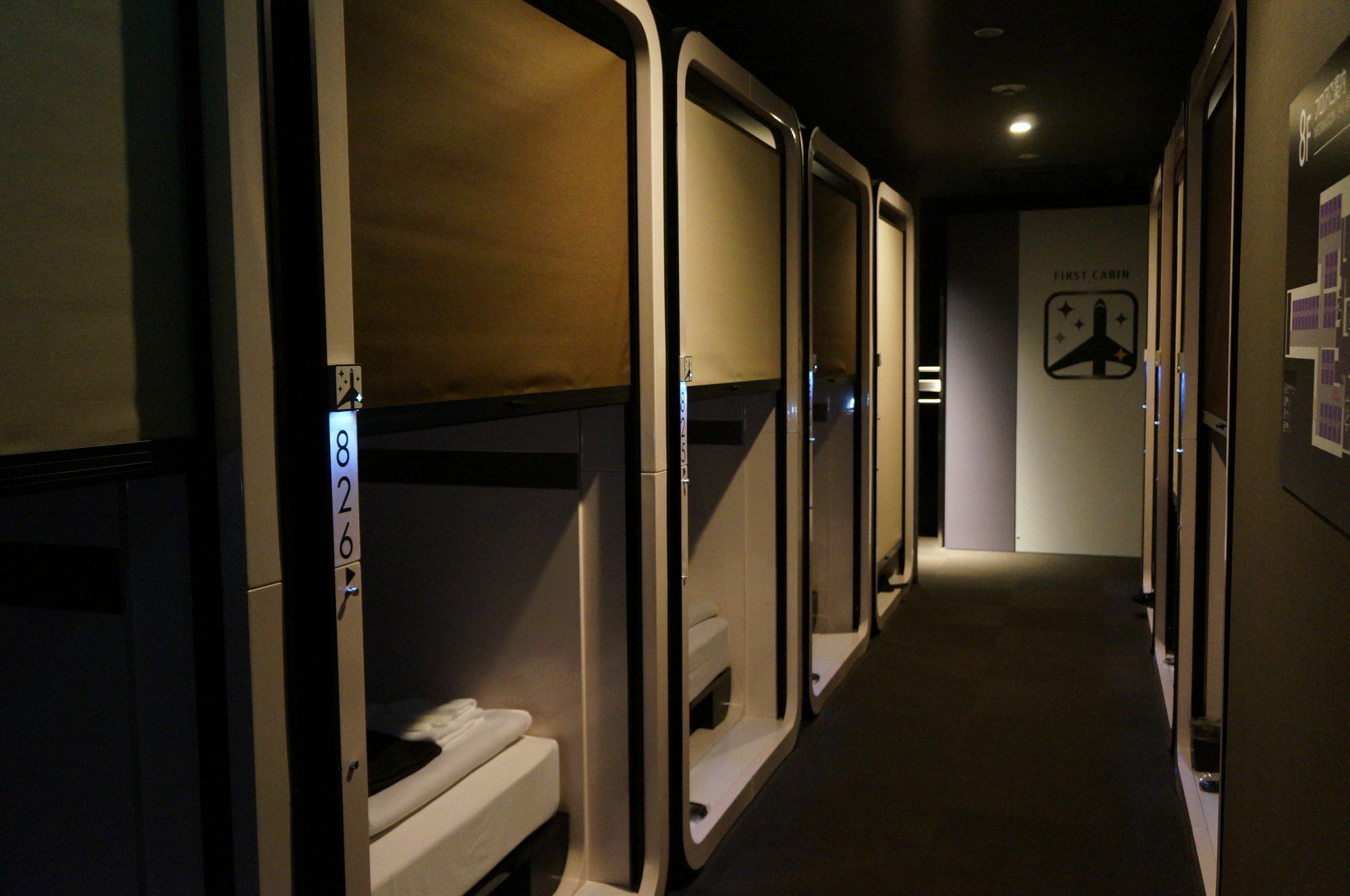 First Cabin Tsukiji Токио Экстерьер фото